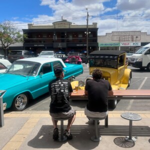 burkeshotelmotel outdoor sitting